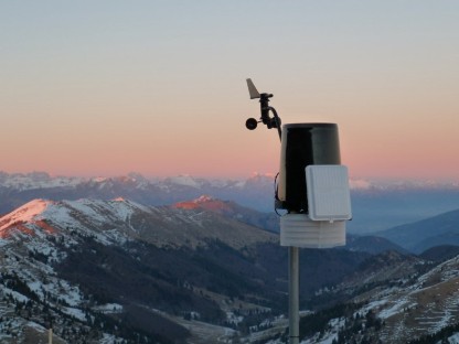 Stazione meteo Cima Grappa 1